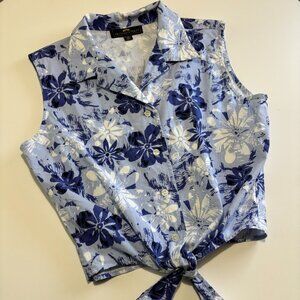 BRITISH KHAKI FRONT TIE BUTTON UP COTTON CROP TOP // BLUE BLOSSOM BLOUSE // 💙